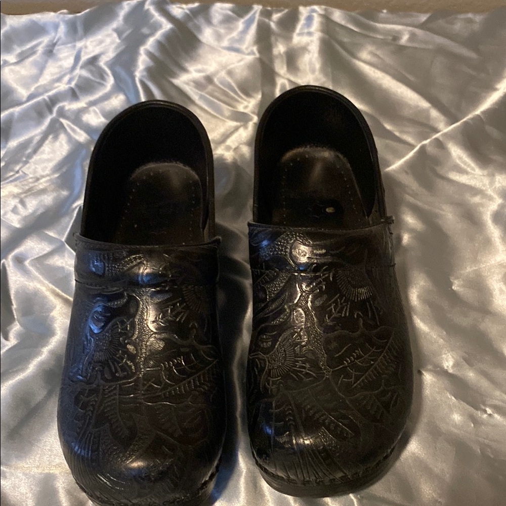 Black Embossed Clogs